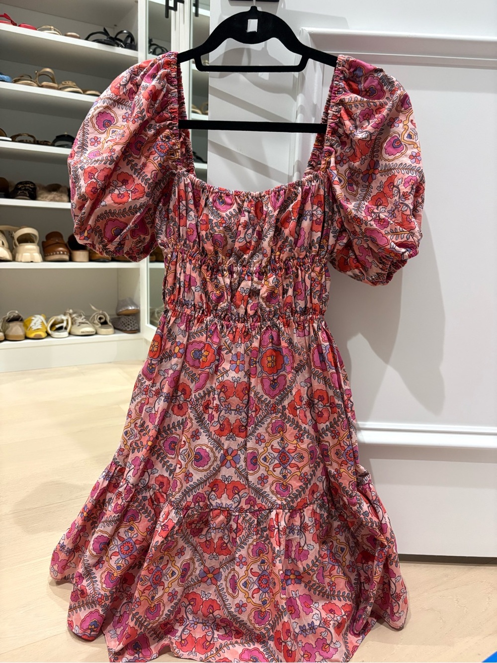 Women’s Olivaceous floral dress size small